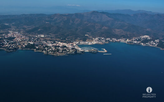 Llanca Port