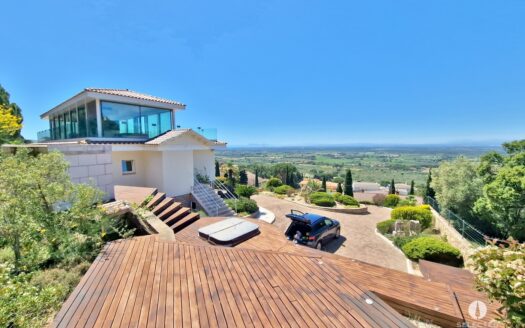 Exclusive Luxury Villa with Sea Views, Guest Apartment, Pool & Wellness Area — Prime Location on the Costa Brava