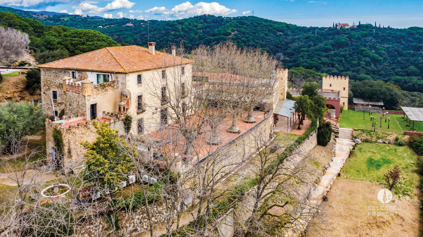 Masia Hotel near Barcelona – Sant Vicenç de Montalt – country – Foto 1
