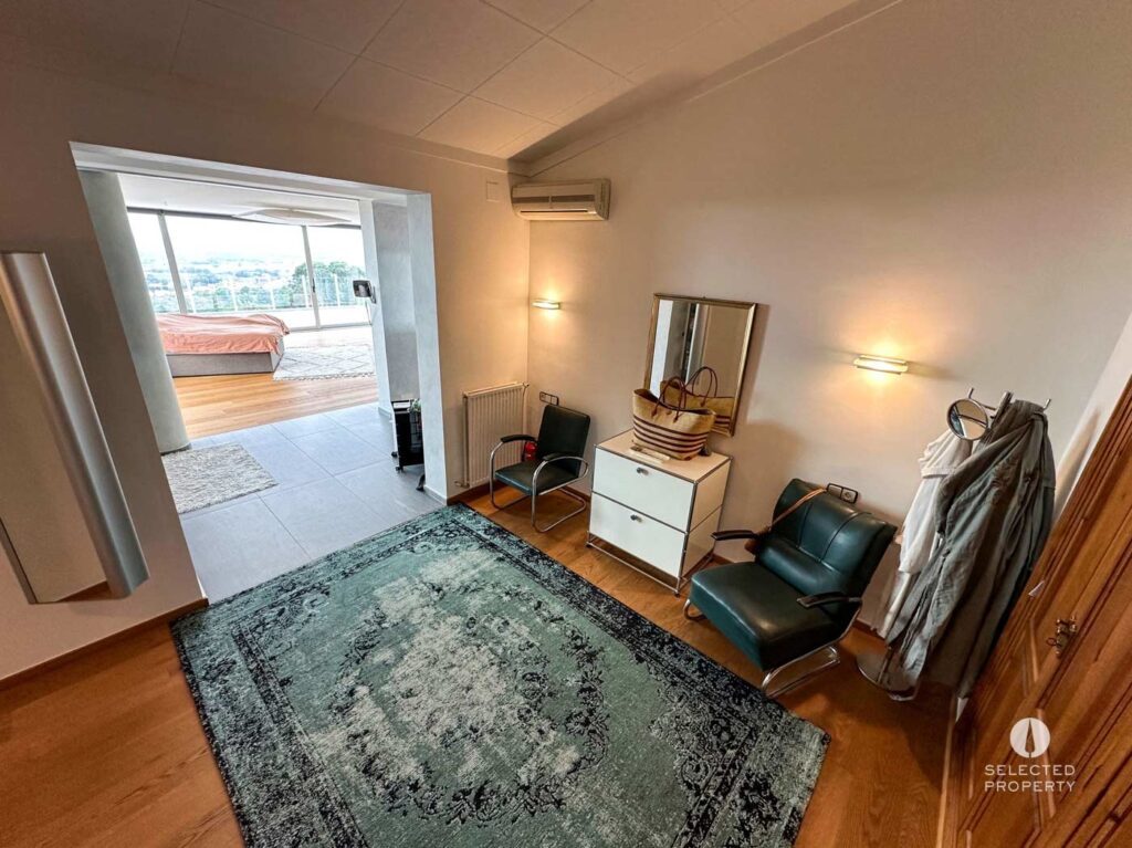 Exklusive Immobilie mit atemberaubendem Blick auf Landschaft und Meer – Pau – villa – Foto 15