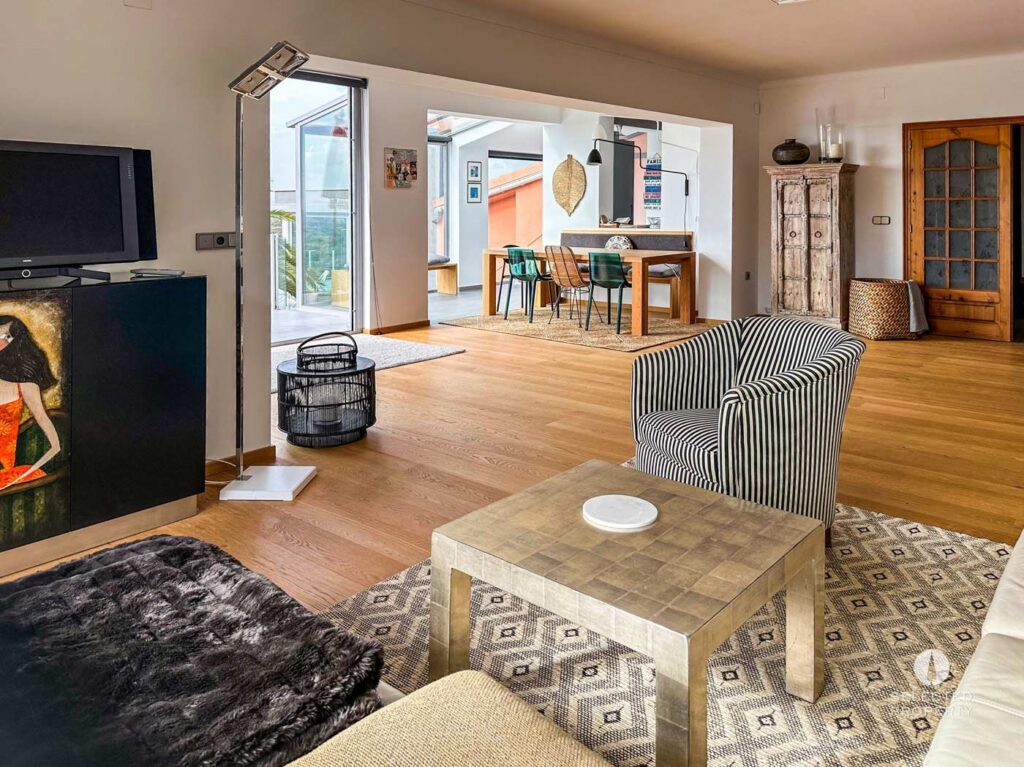 Exklusive Immobilie mit atemberaubendem Blick auf Landschaft und Meer – Pau – villa – Foto 36
