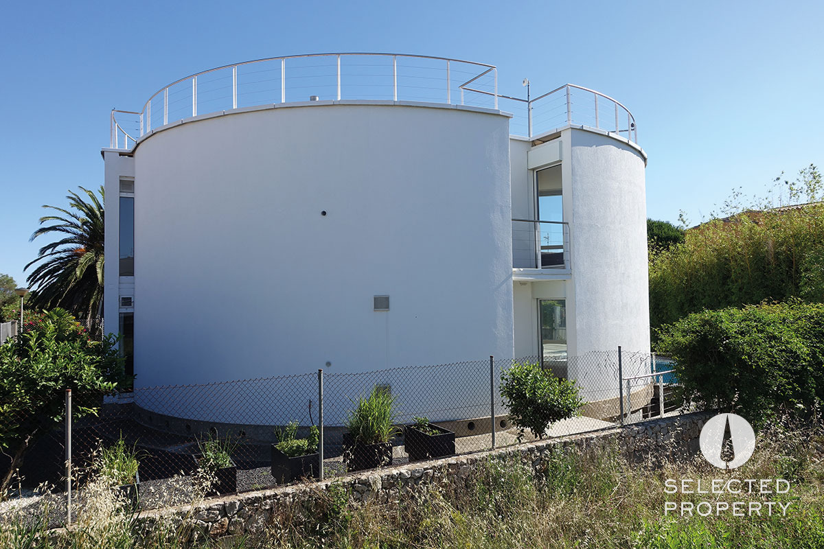 Costa Brava: villa de arquitecto blanca en la playa – Sant Pere Pescador – villa – Foto 12