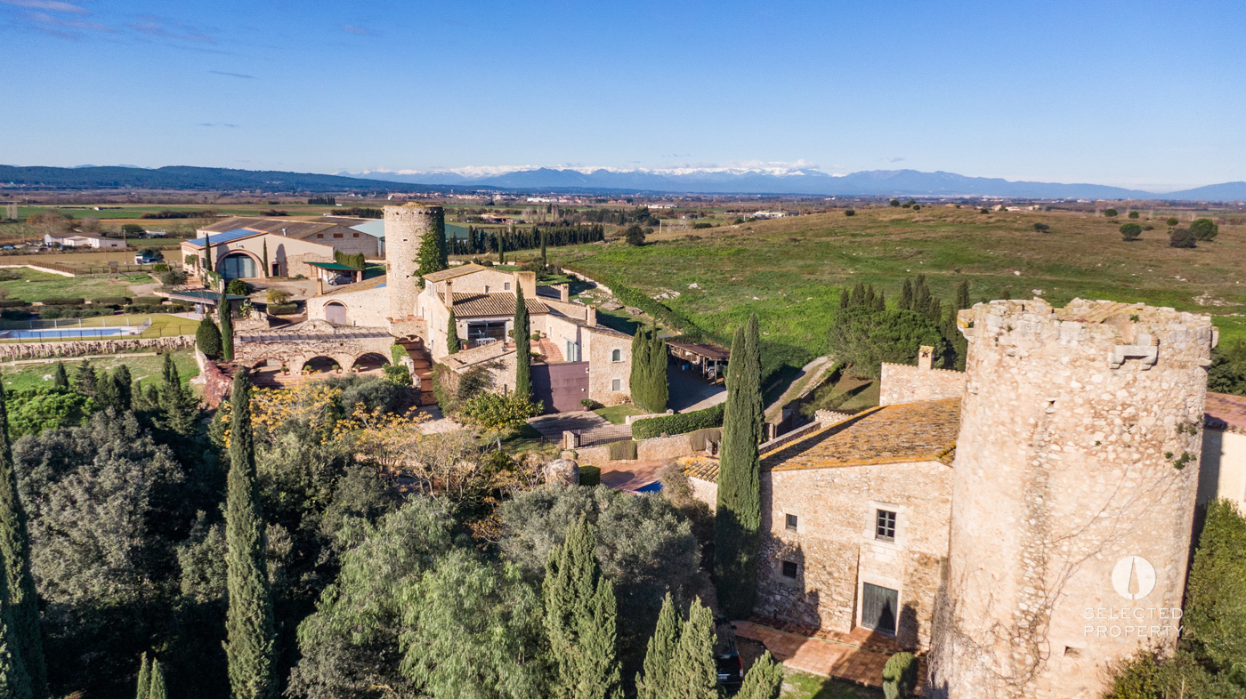 Exclusive Tower in L’Escala – A Unique Property in Les Corts – L'Escala – country – Foto 6