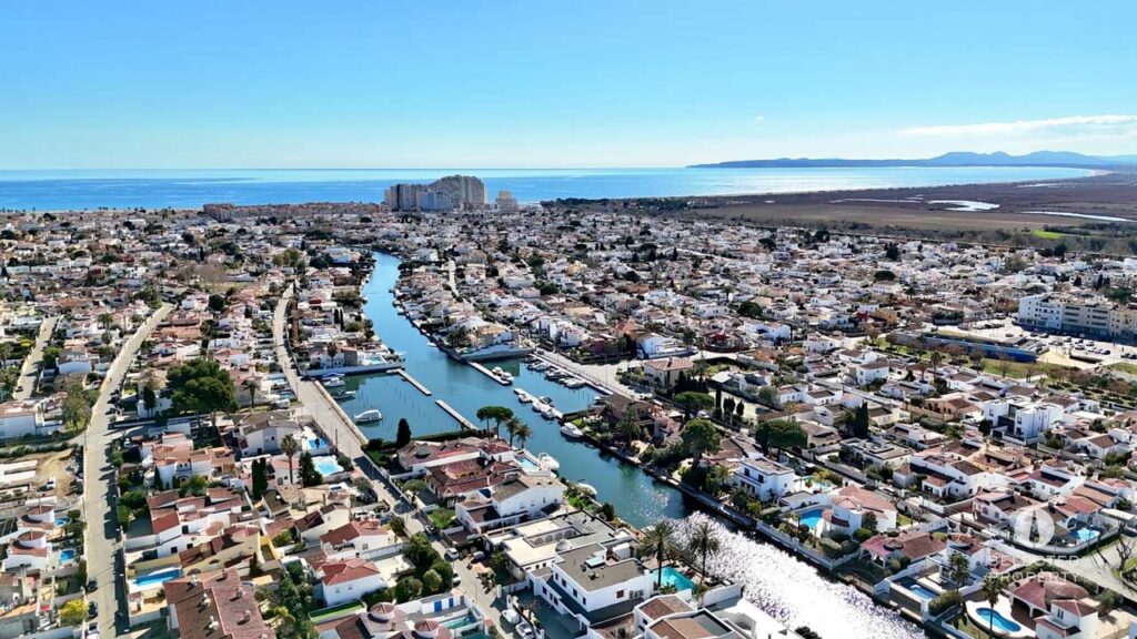 Villa Contemporaine de Plain-Pied sur Grand Canal – Exposition Sud-Ouest – Empuriabrava – villa – Foto 27