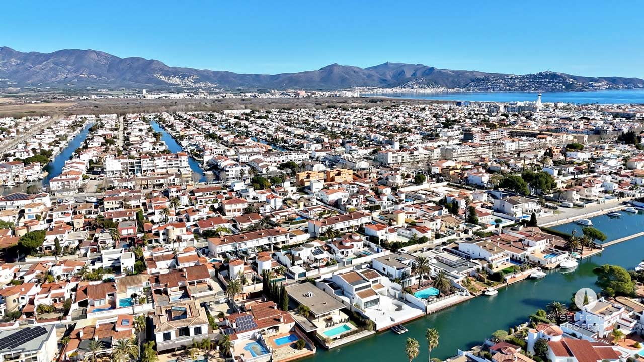 Villa Contemporaine de Plain-Pied sur Grand Canal – Exposition Sud-Ouest – Empuriabrava – villa – Foto 26