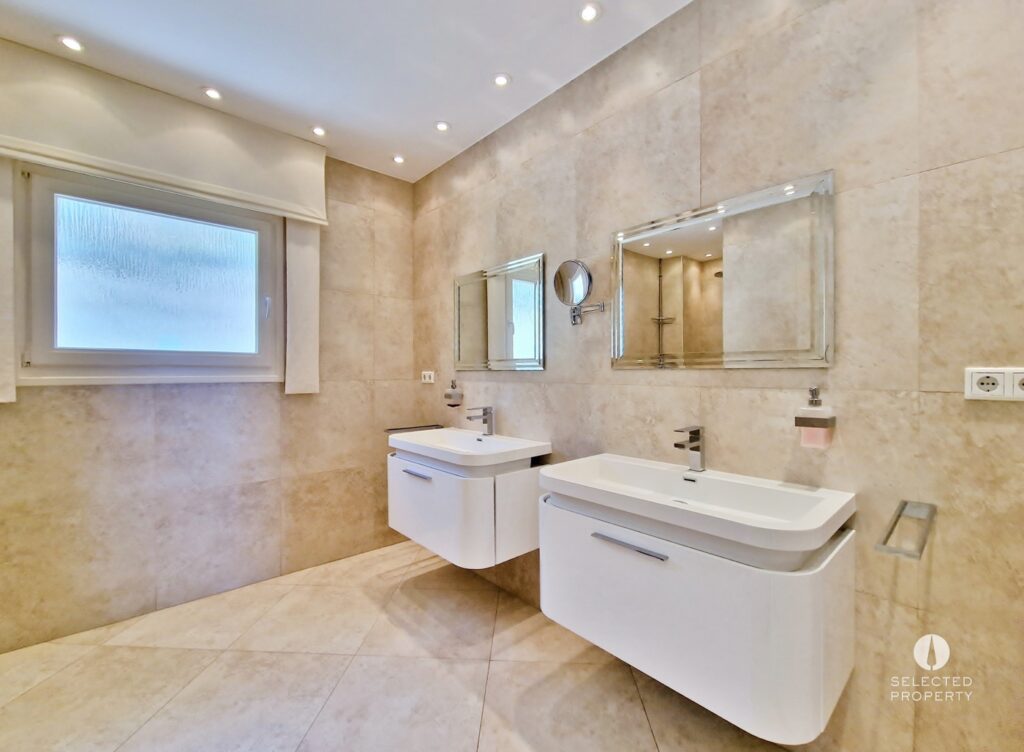 Exclusive Luxury Villa with Sea Views, Guest Apartment, Pool & Wellness Area — Prime Location on the Costa Brava – Roses – villa – Foto 26