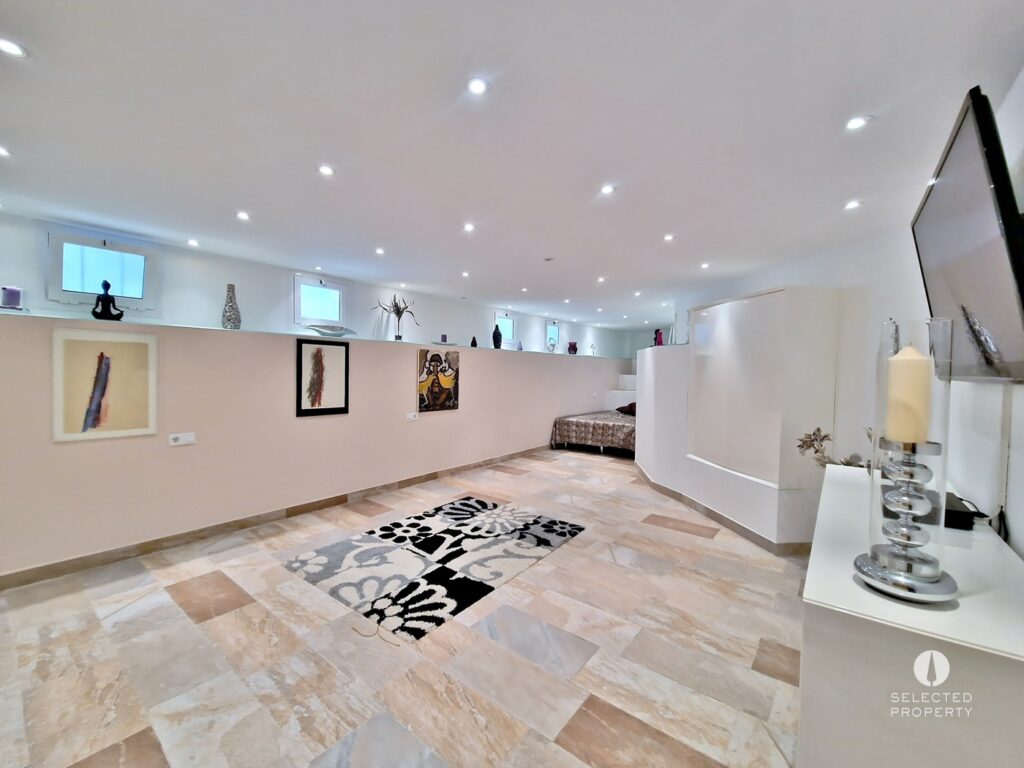 Exclusiva Villa de Lujo con Vistas al Mar, Apartamento de Invitados, Piscina y Zona Wellness — Ubicación Privilegiada en la Costa Brava – Roses – villa – Foto 32