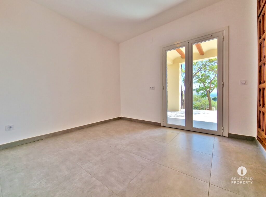 Villa excepcional con vistas al mar, piscina infinity y olivar — totalmente renovada, a 5 minutos de la playa – Pau – villa – Foto 31