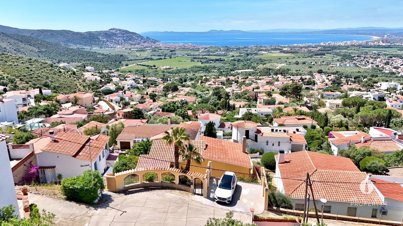 Villa de lujo con vistas al mar en Roses, Costa Brava – Orientación Sur, piscina privada y ubicación exclusiva – Roses – villa – Foto 3