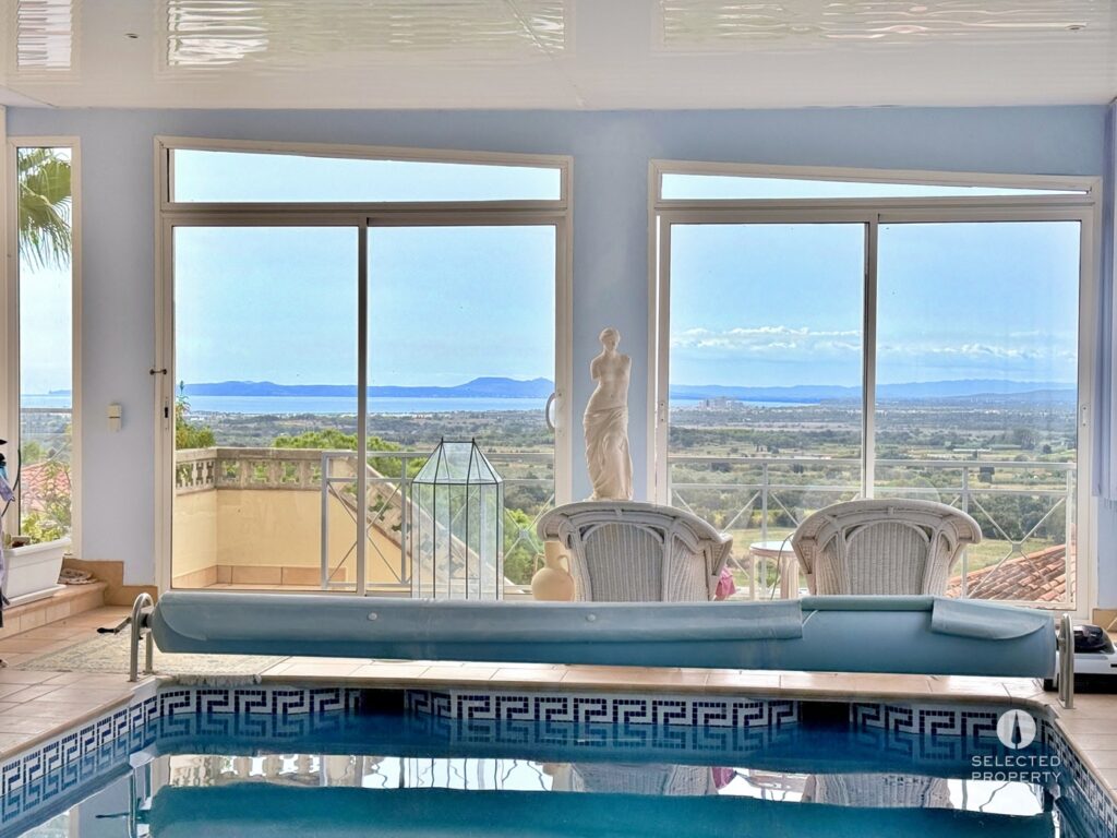 Luxury Sea View Villa Overlooking the Bay of Roses – Indoor Pool, Independent Apartment, South Facing – Roses – Photo 10