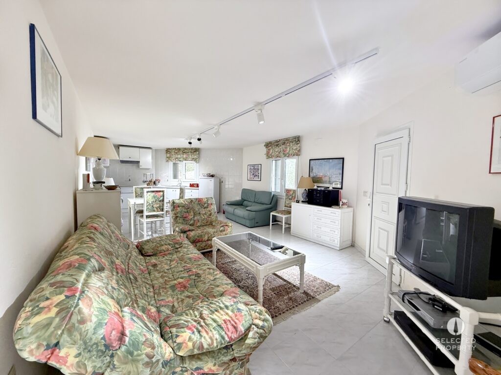 Villa de luxe avec vue sur la baie de Roses – Piscine intérieure, appartement indépendant, exposition plein Sud – Roses – Photo 32