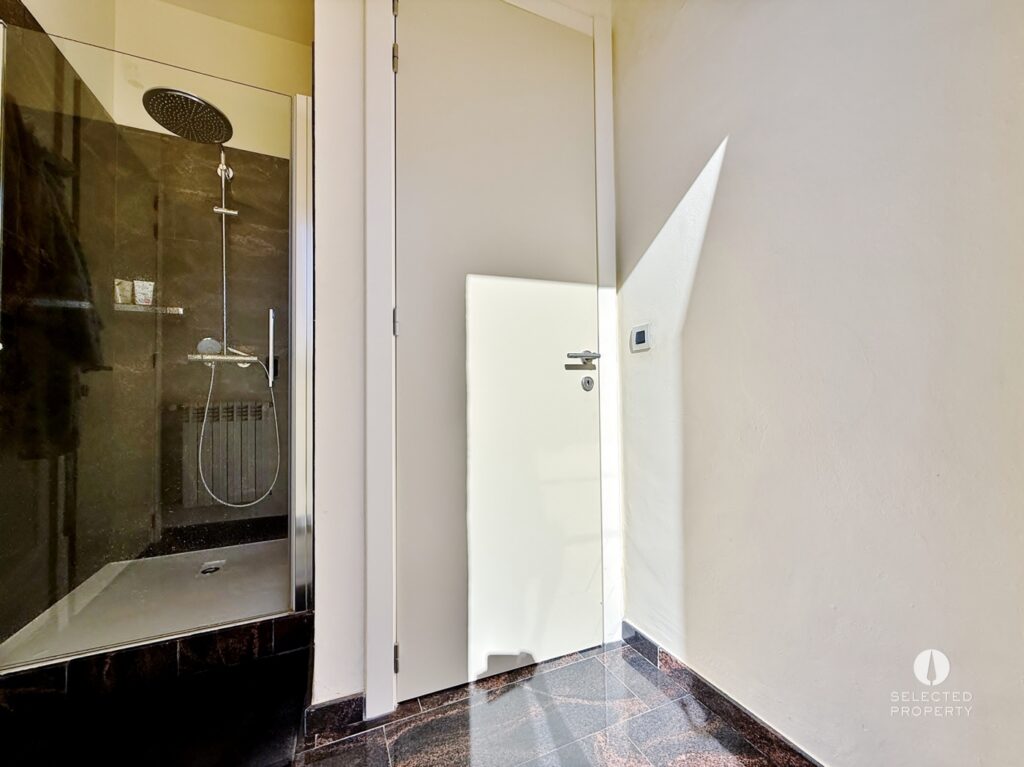 Villa de lujo cerca de la playa – Gran parcela, piscina climatizada y orientación Suroeste – Palau-saverdera – Foto 28