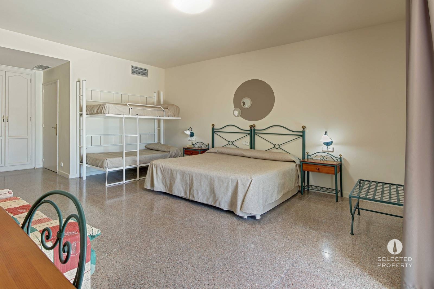 Hotel Castell Blanc – Historic charm and hotel potential in Empuriabrava – Empuriabrava – hotel – Foto 23