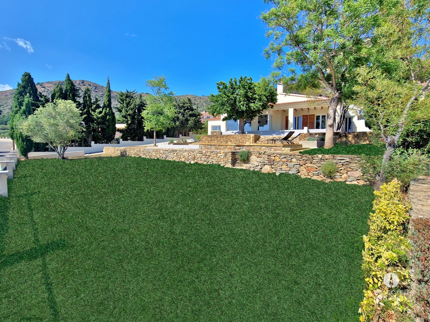 Vil·la renovada amb vistes al mar, piscina desbordant i oliveres, a 5 minuts de la platja – Pau – Vil·la – Foto 8